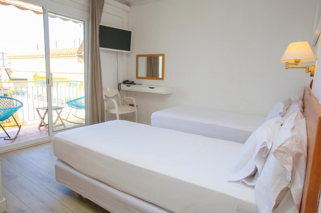 Solvi Hotel - Adults Only Vilanova i la Geltrú Buitenkant foto