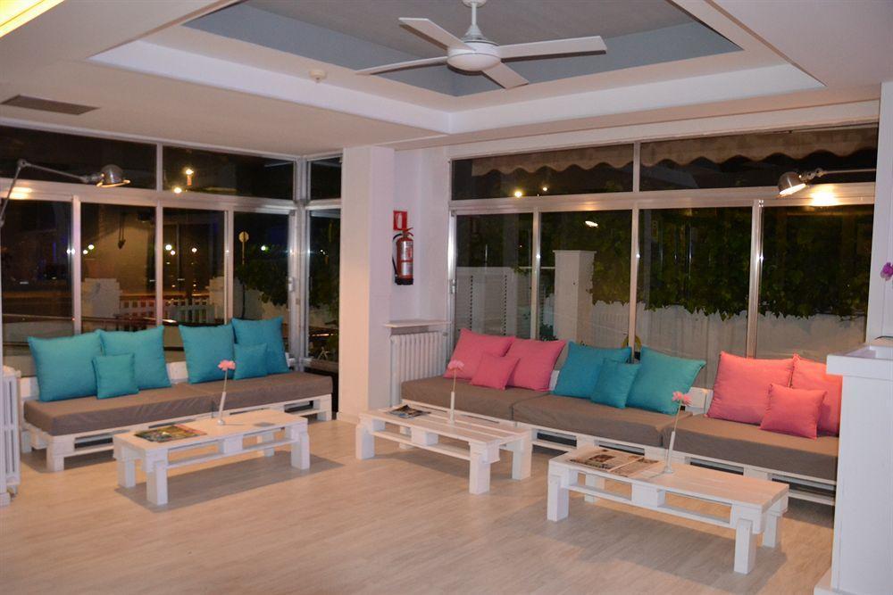 Solvi Hotel - Adults Only Vilanova i la Geltrú Buitenkant foto
