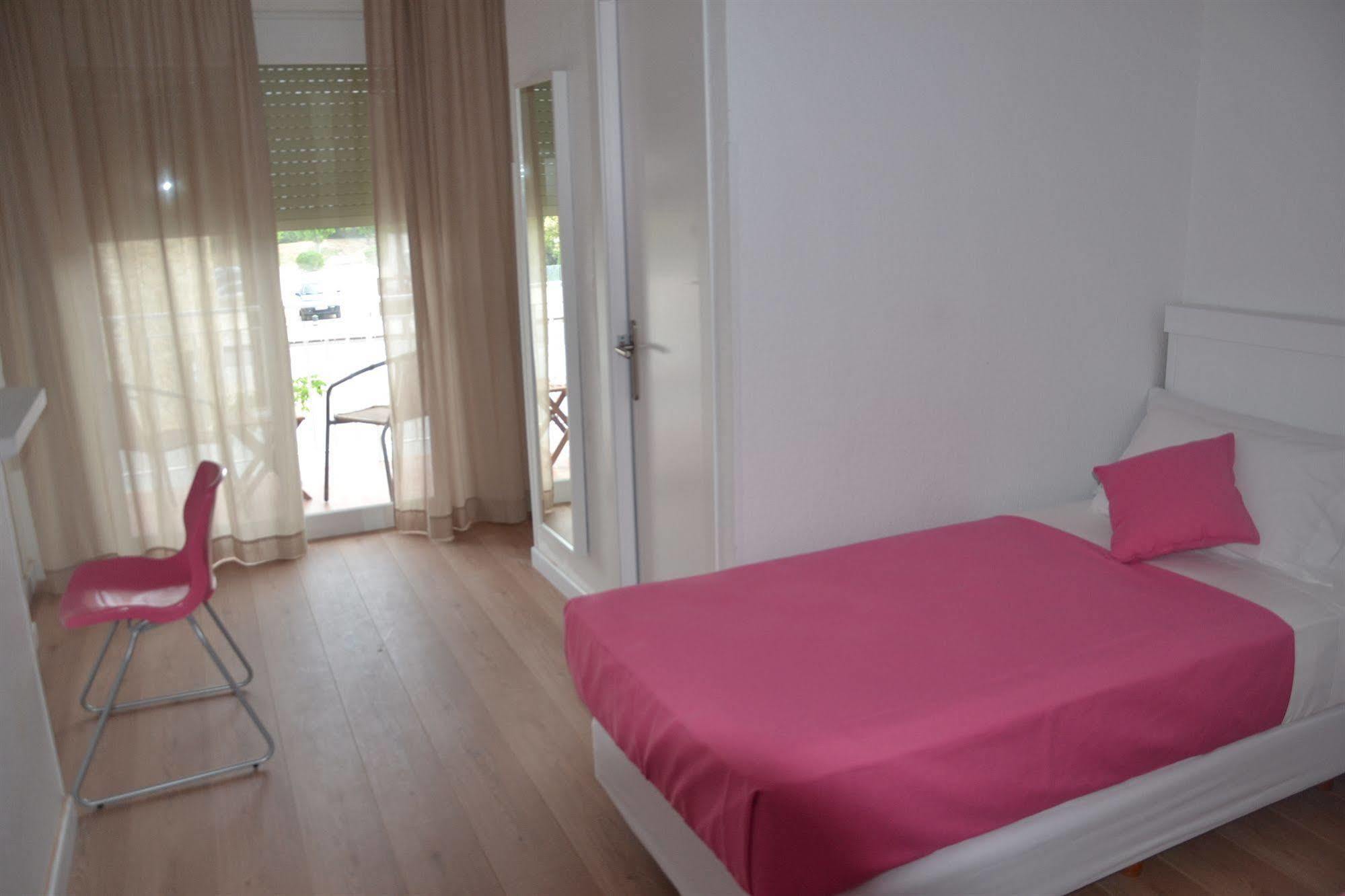 Solvi Hotel - Adults Only Vilanova i la Geltrú Buitenkant foto